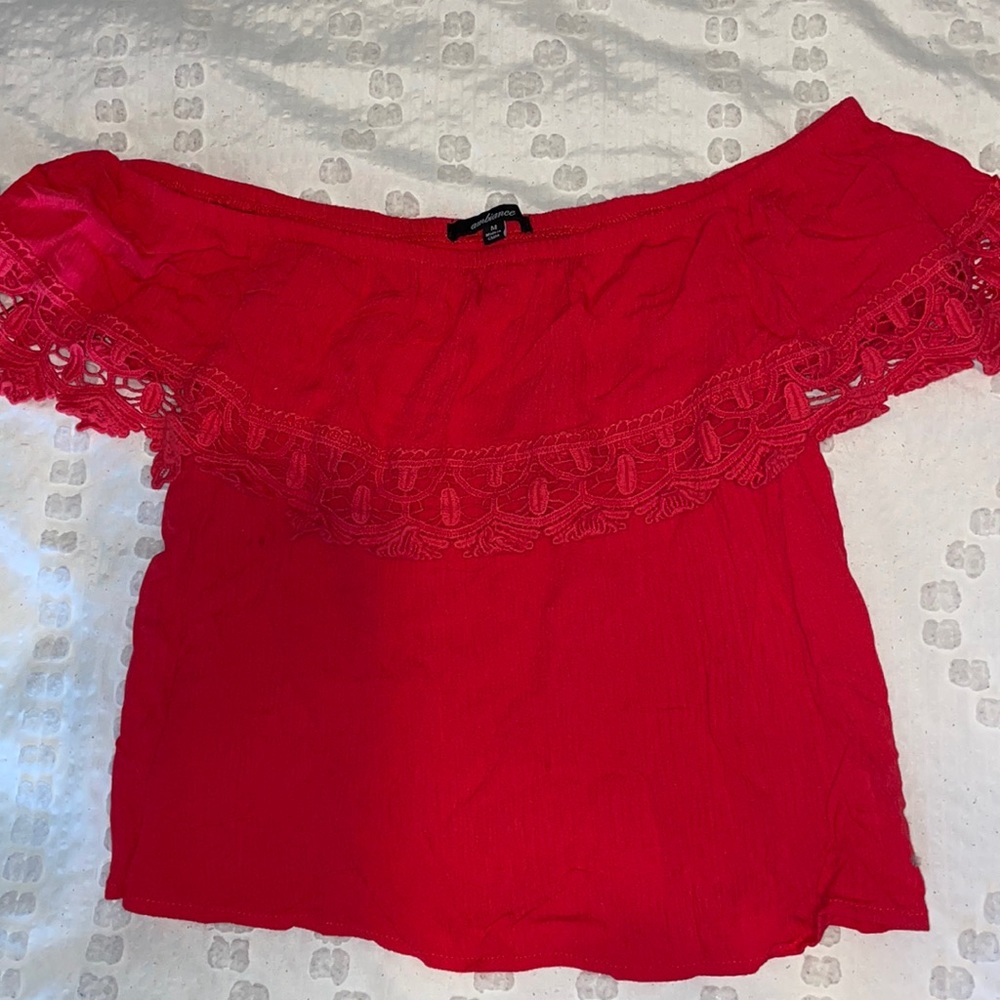 Off The Shoulder Blouse, Size Medium! Ambiance Brand.